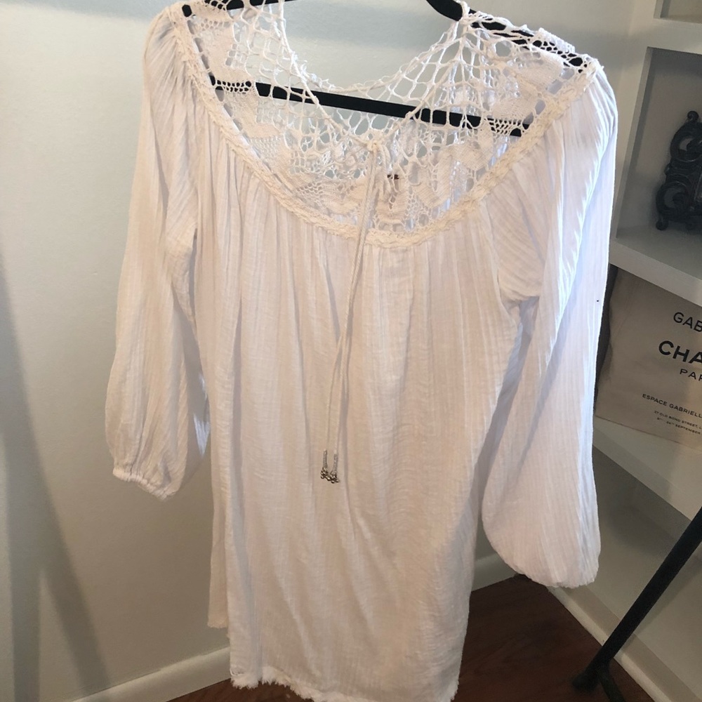 Free people top with frayed bottom and accent top